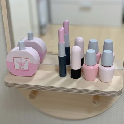 ISO9001 Childrens Portable Montessori Wooden Cosmetic Toy Set